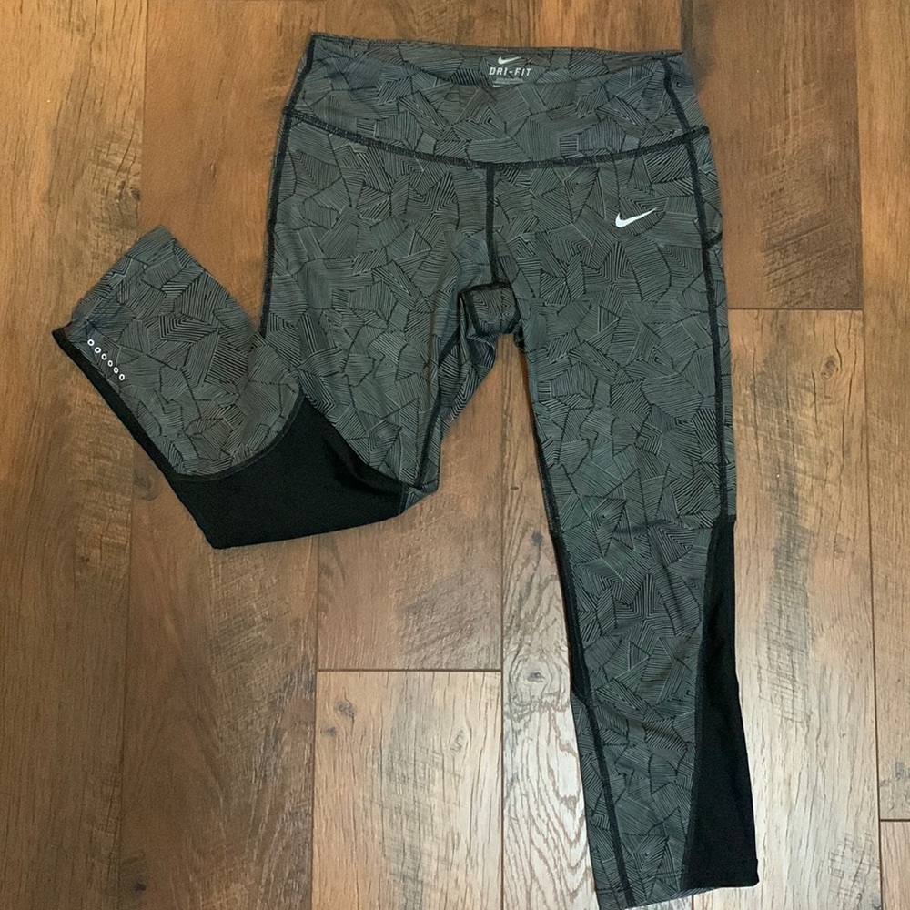 Nike Capri Leggings